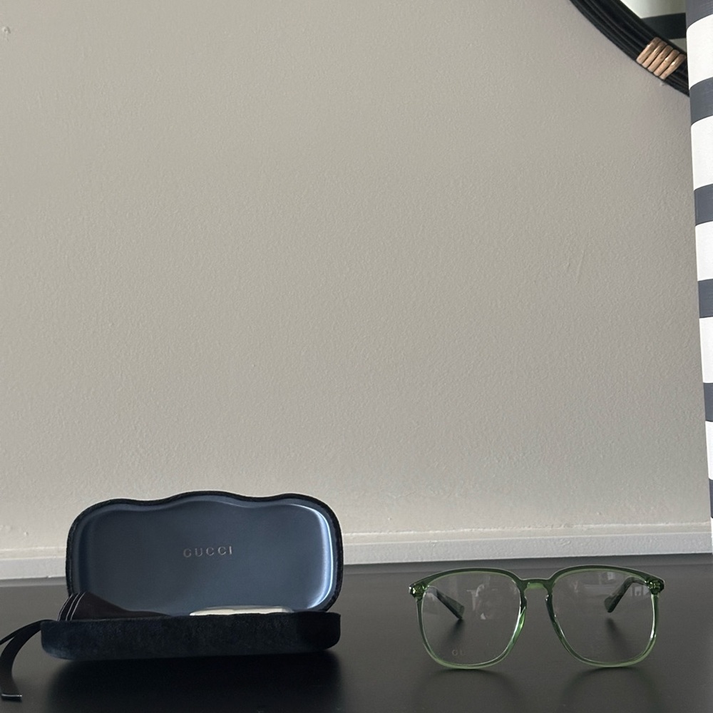 Gucci Transparent Green Glasses with Case - Picture 2 of 7